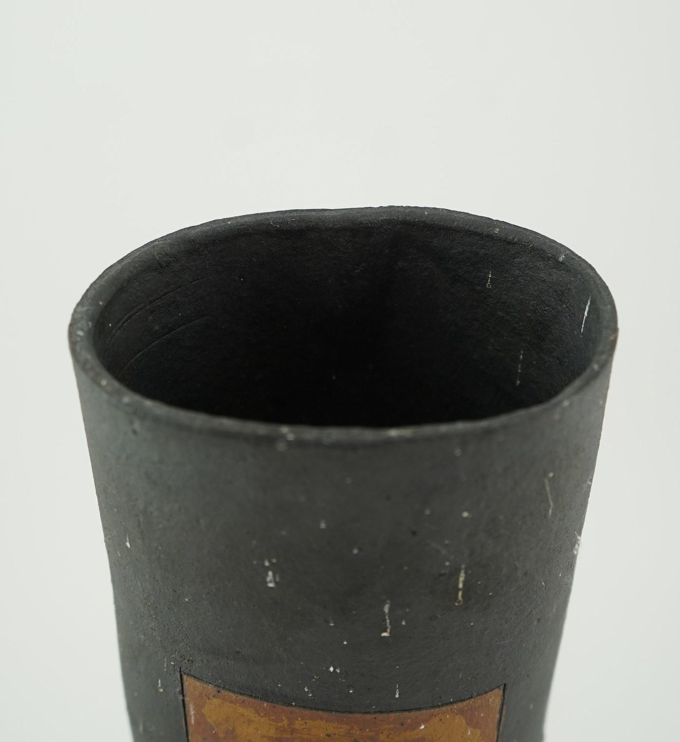 Robin Welch (1936-2019): A tall cylindrical vase